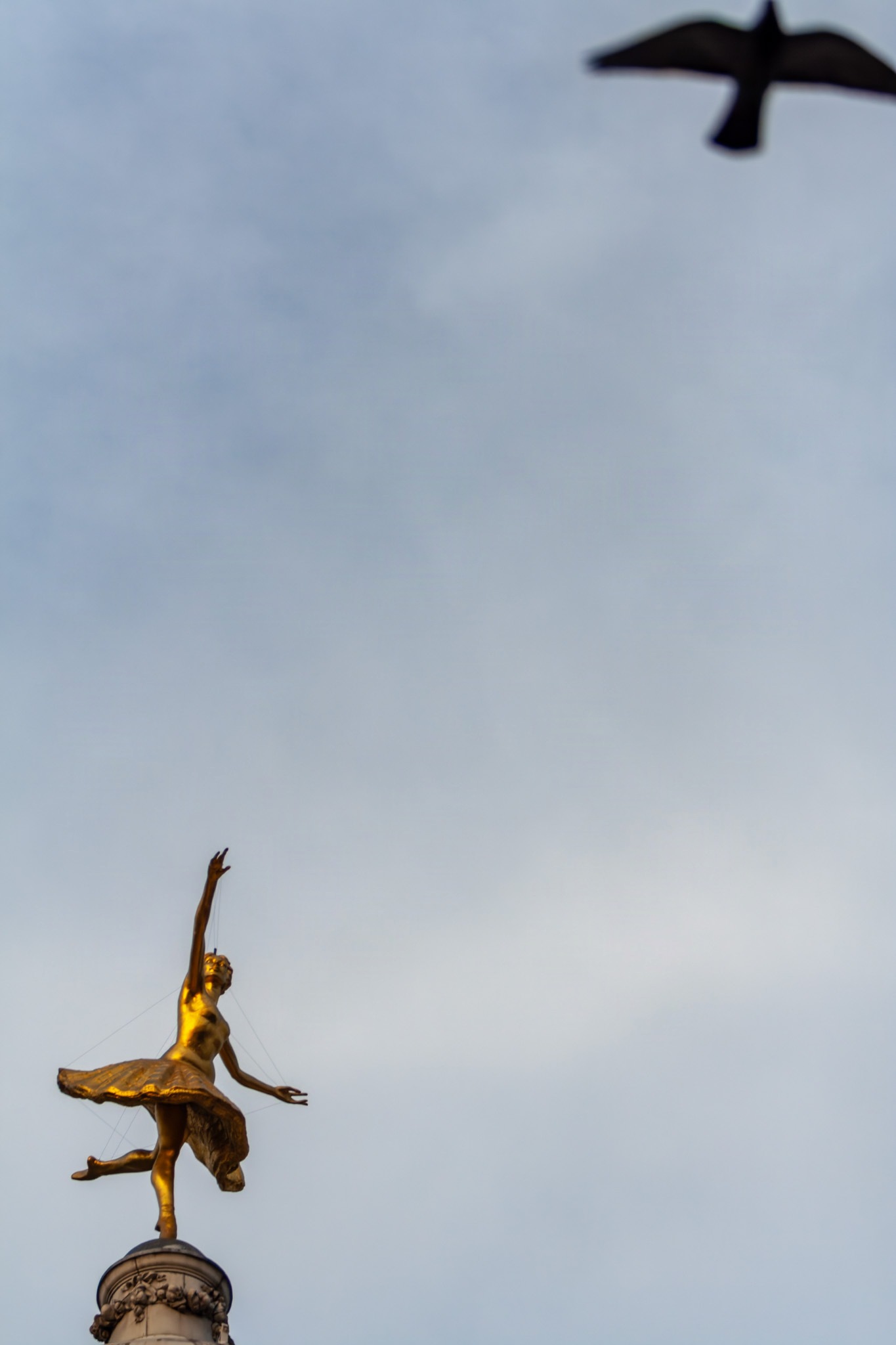 Estatua de Anna Pavlova en Londres, fotografia de Rodrigo Perez Txisti.